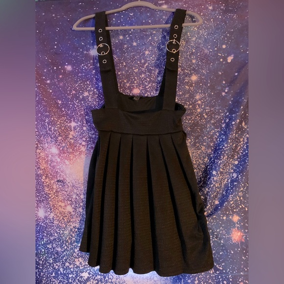 🛍️💫👗- Forever 21 - Black Pleated Pinafore Dress (Suspender Skirt) sz L - Picture 6 of 6